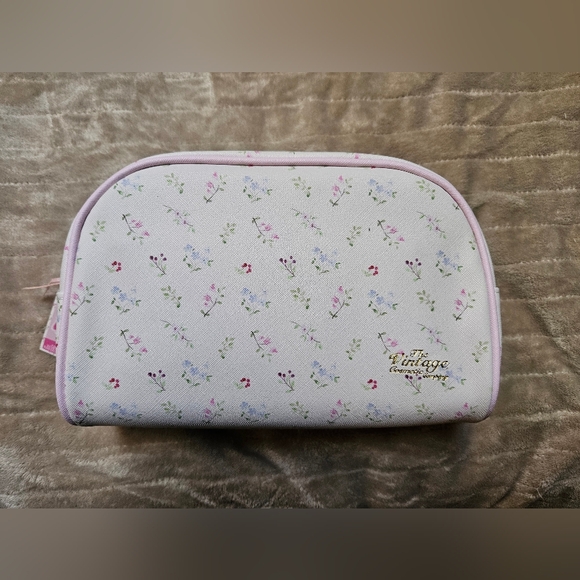 Vintage Handbags - Floral Cosmetic Pouch with Pink Trim
